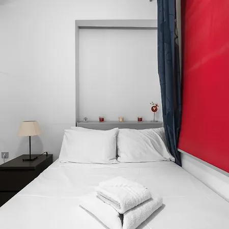 Awesome Sea View, Nilie Hospitality Mgmt Apartment